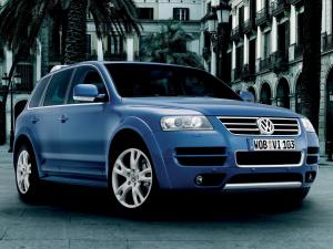 Volkswagen Touareg W12 2005 года